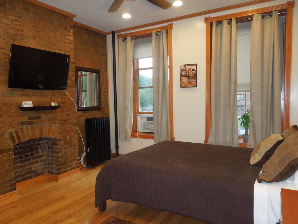 Pangsapuri Upper Yorkville Apartments
